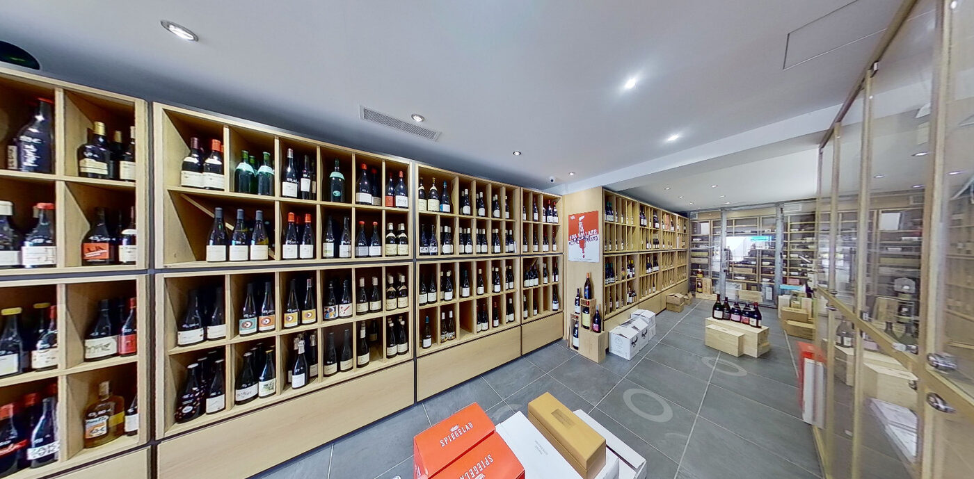 Commerces et restaurants-vinotheque